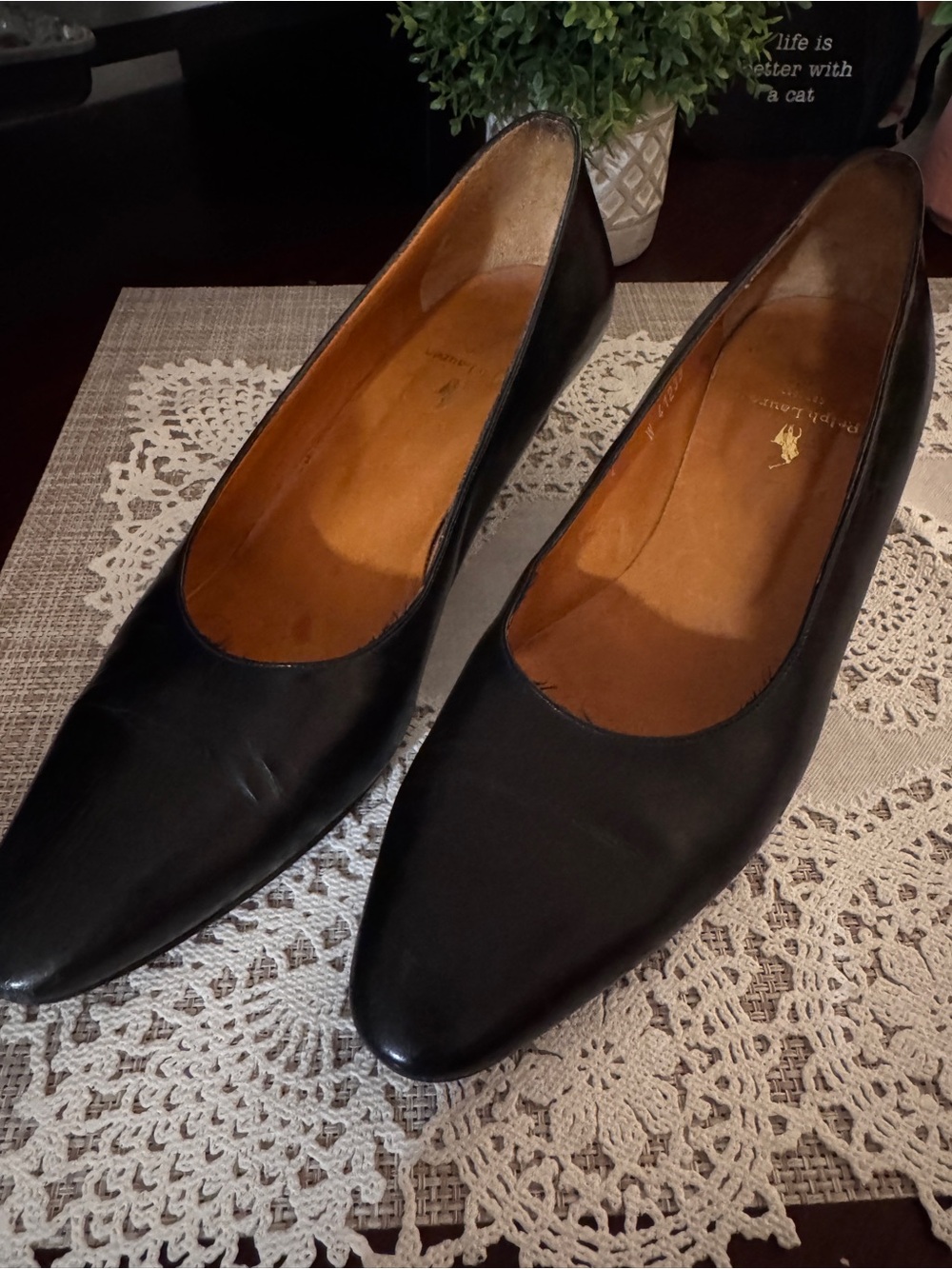 VTG Ralph Lauren Black Leather Classic Pumps  – Size 7 B (Made in Italy)